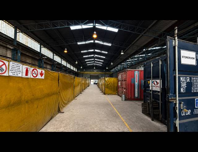 1,350M² WAREHOUSE TO LET IN TUNNEY